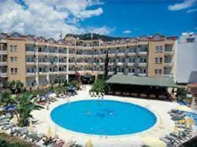 Otel Sailor's Park 3*